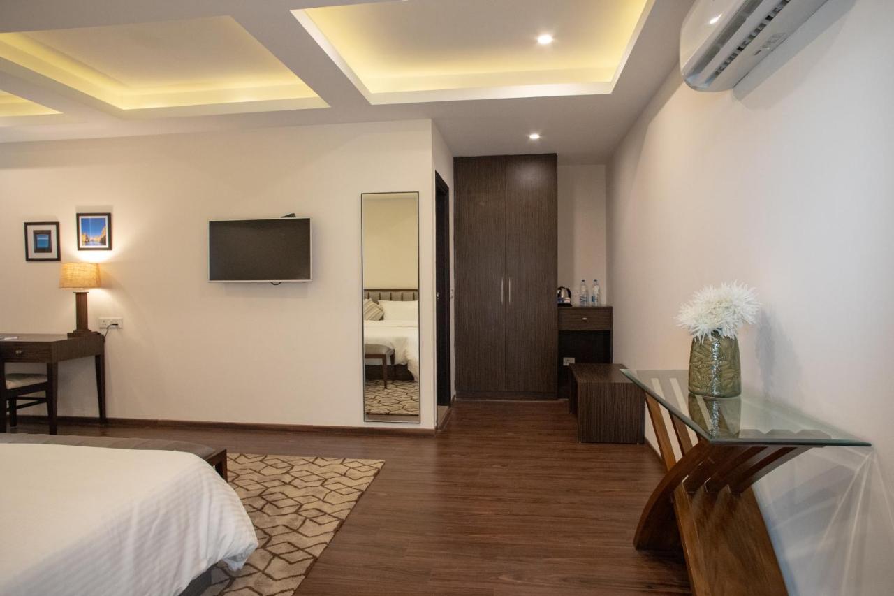 Hotel Alaya 데라둔 외부 사진