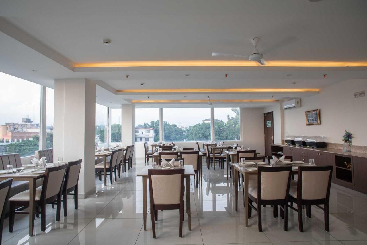 Hotel Alaya 데라둔 외부 사진