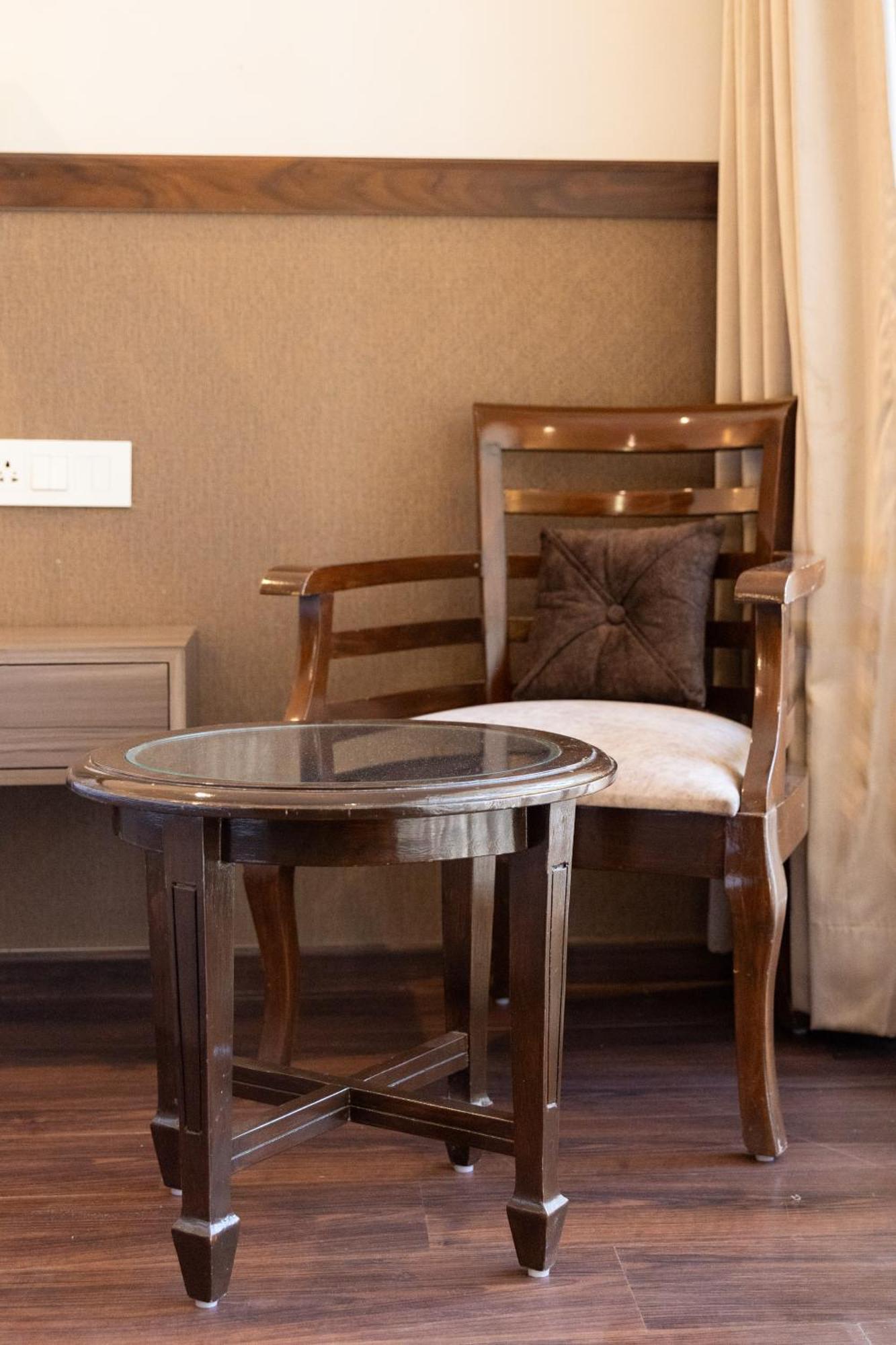 Hotel Alaya 데라둔 외부 사진